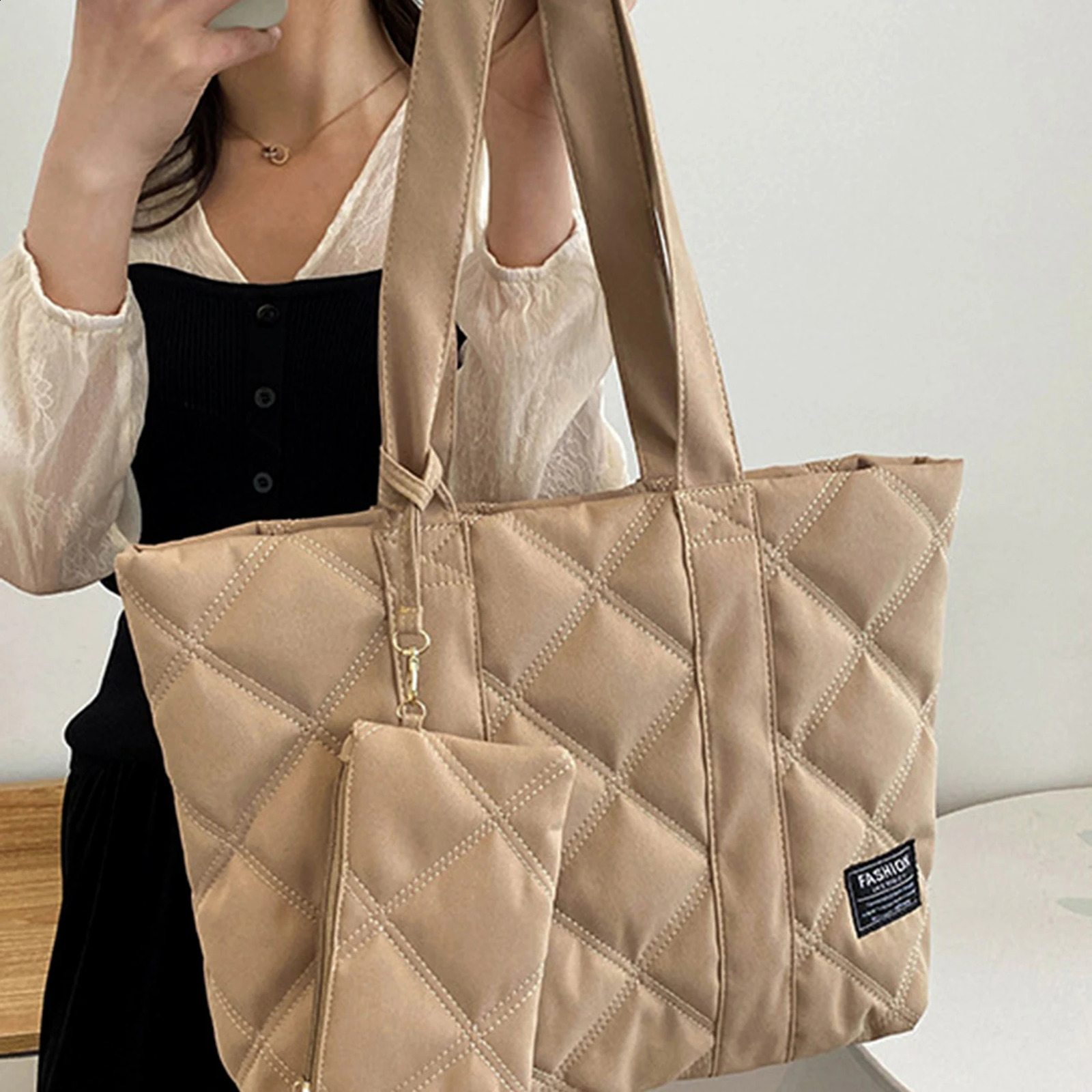 Women Handbag Fall Winter Fashion Rhombus Space Cotton Suit Shoulder Bag Large Capacity Solid Color AllMatch Shopping Tote 241227