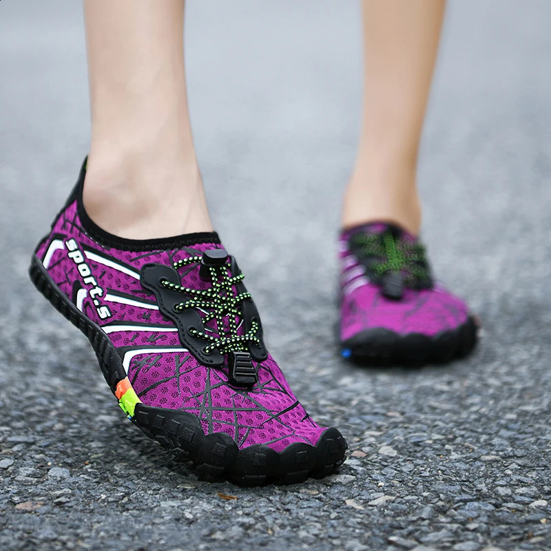 Lightweight Breathable Unisex Water Shoes Beach Barefoot Sandals Non-Slip Wear-Resistant Upstream Shoes Hiking Climbing Boots 241228