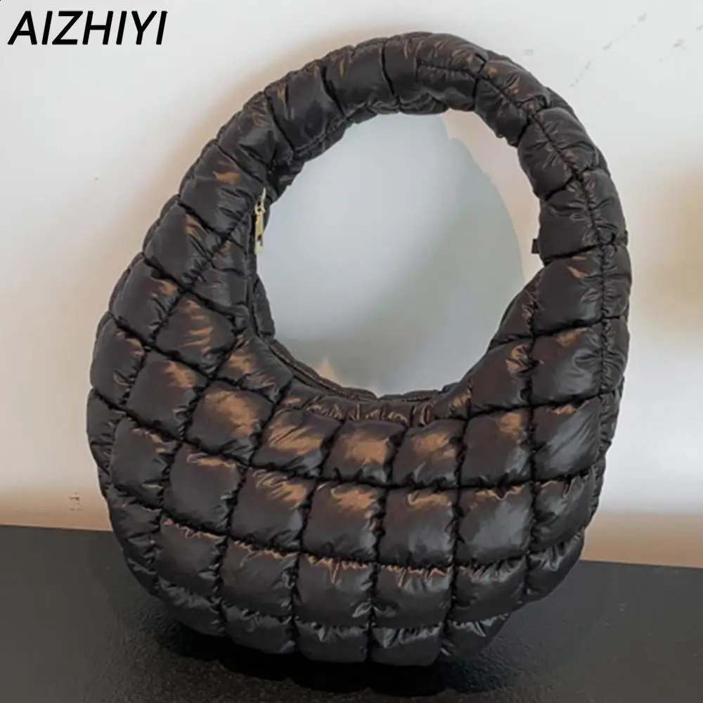 Quilted Padded Hobo Bag for Women Pleated Shoulder Bag Bubbles Cloud Bag Nylon Down Top Handle Bag Small Tote Handbag Purse 241228
