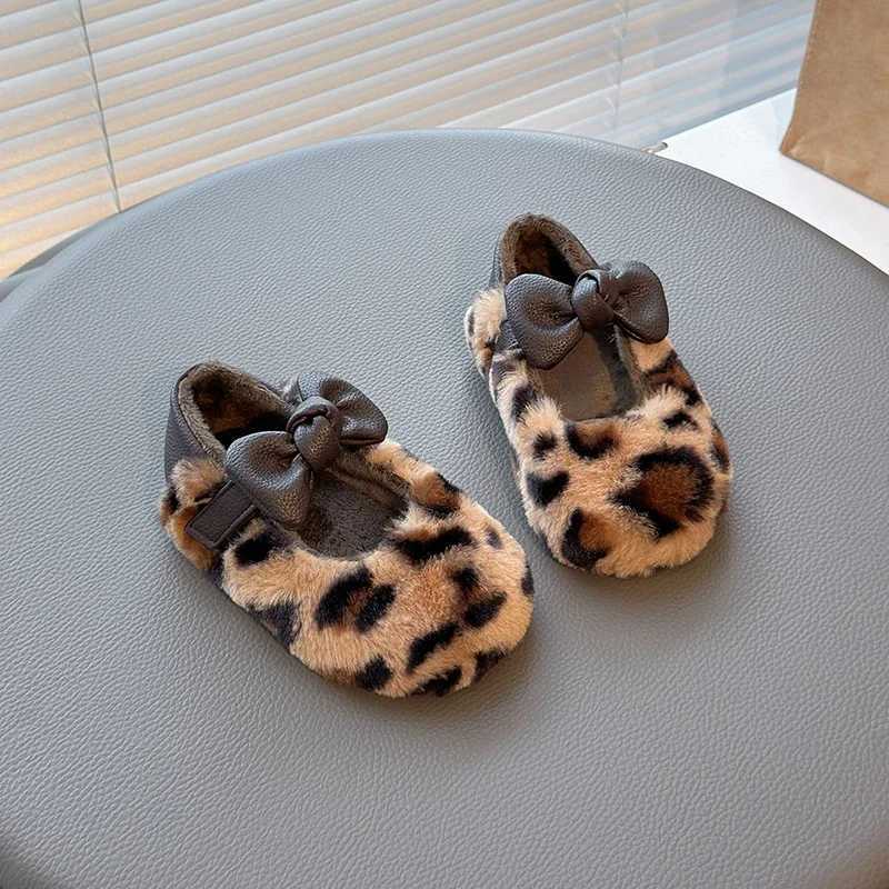 Kids Shoes Winter Toddler Girls Fashion Princess Flats Baby Children Brand Loafer Children Warm Fur outdoor Pearls Bow Soft Sole W241228