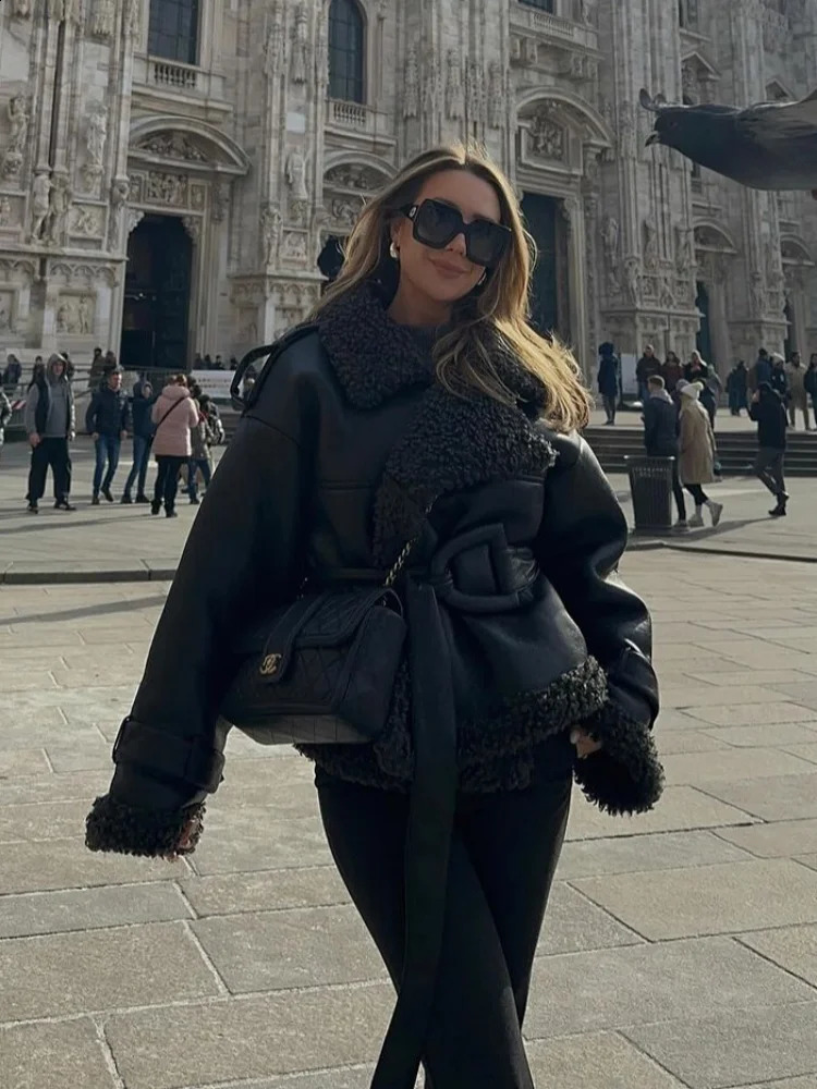 Winter Warm Sherpa Womens Jackets Fashion Spliced Sheepskin Long Sleeve Lace Up Cropped Outerwears Casual Street Clothing 241227