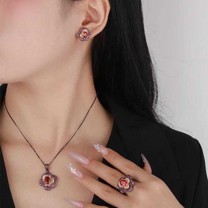 Jewelry S925 Silver Plated 18K Gold Red Corundum Flower Black Gold Personality Set 7 * 9-6 * 8 Jewelry 241226