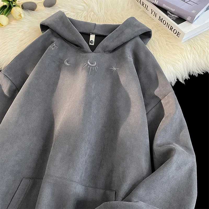 New Suede Sweatshirt Men Retro Street Loose Hoodie Embroidery Pattern Gothic Style Hooded Sweatshirt Autumn Male Sweatshirts X241228
