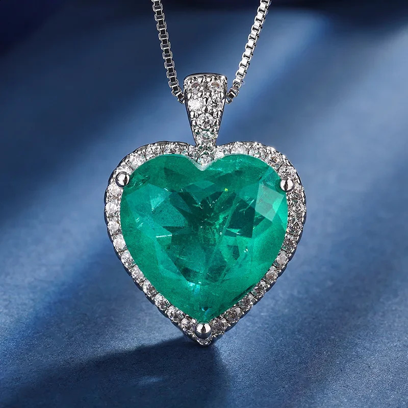 Accessories S925 silver-plated 18K gold colored treasure heart-shaped pendant earrings versatile set womens 15 * 15-9 * 9 gift 241226