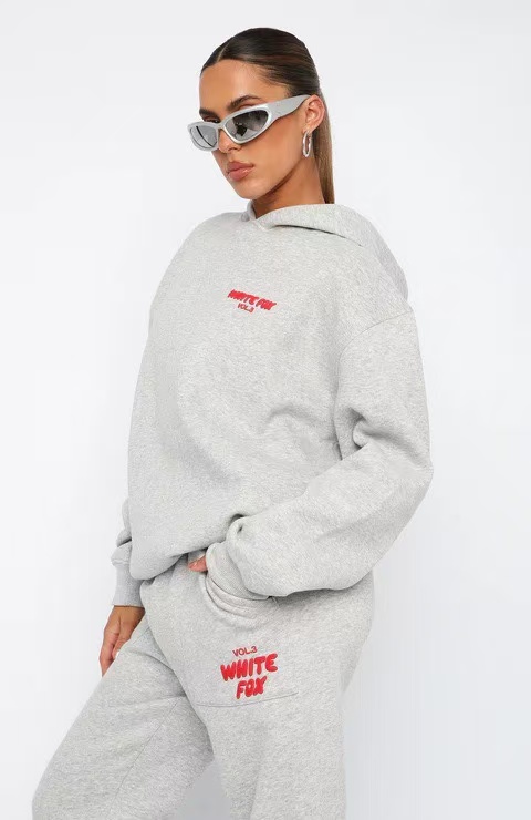 Women's Loose Fit Tracksuit Set - Two Piece Hooded Sweatshirt and Jogger Pants for Casual or Sportswear C260312