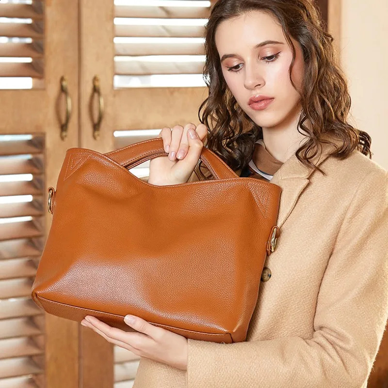 Bolsa Feminina Big Shoulder bags for women Fashion Silver Color Handbag Women Soft Leather Bag Large Messenger Bags 241227