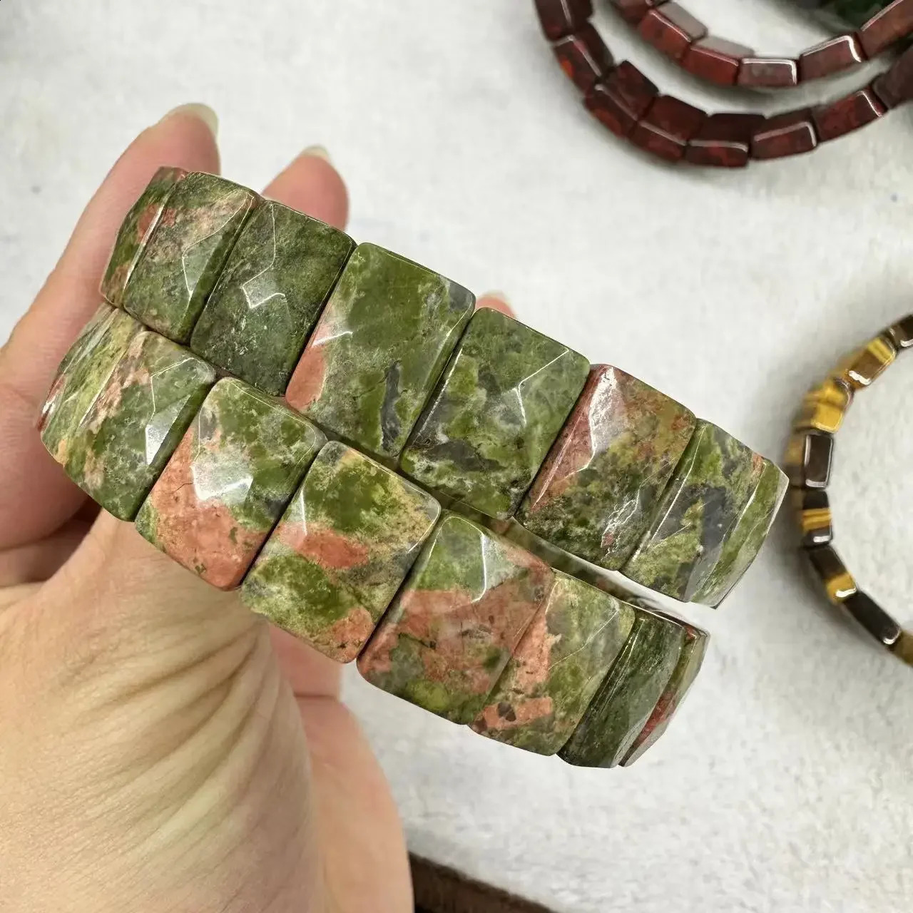 Natural Stone 9*12mm Faceted Bracelets Lapis Labradorite Crystal Red Jasper Agate Howlite Rhodonite Unakite For Wholesale 241227