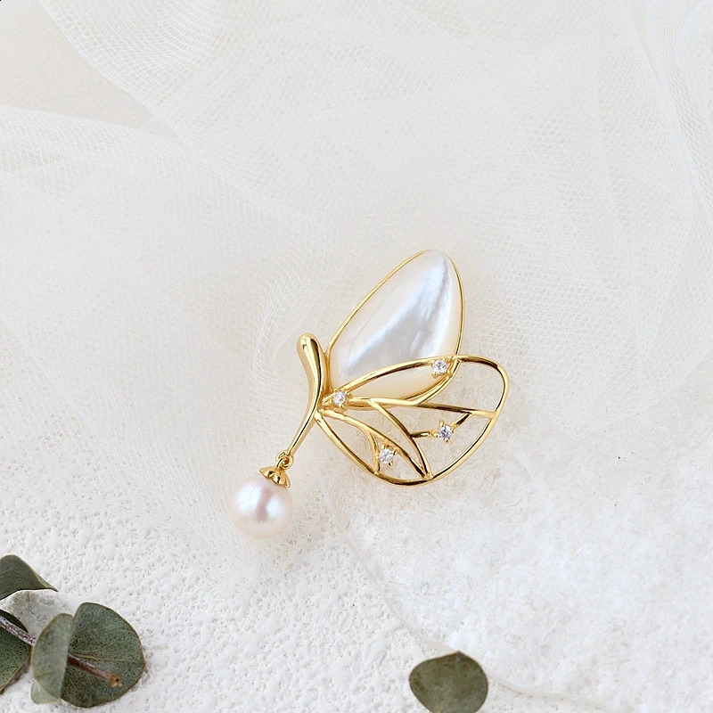 925 Sterling Silver Brooch Gold Plated Butterfly Inlaid Natural Freshwater Pearl Shellfish Trendy Jewelry Gift 241227