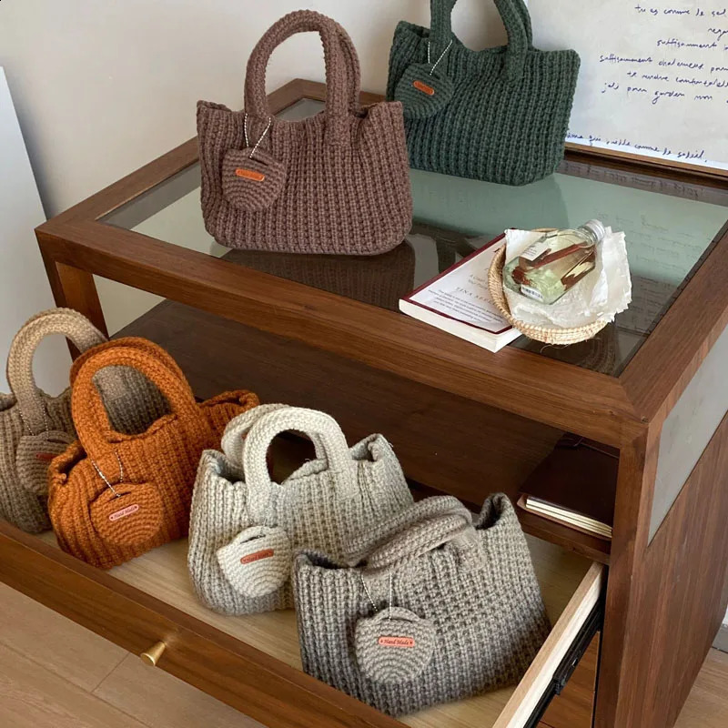 Hylhexyr Autumn and Winter Handmade Crochet Bags Shoulder Bag Solid Color Woolen Knitted Handbag For Women 241227