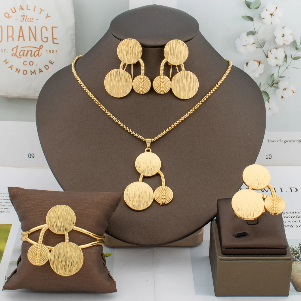 Itlaian Gold Color Jewelry Set For Women Necklace Earring Bangle Ring 4Pcs Set Wedding Gift Daily Wear Creative Trend Jewelry 241226