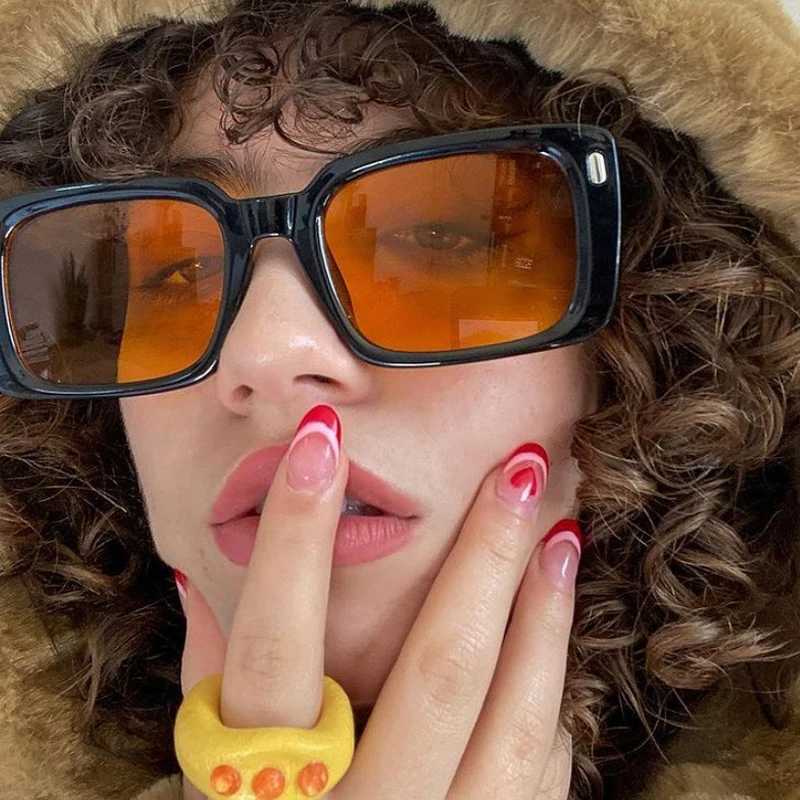 Retro Rivet Square Sunglasses Female Brand Designer Personalized Sunglasses Female Fashion Orange Retro Oculos De Sol W241228