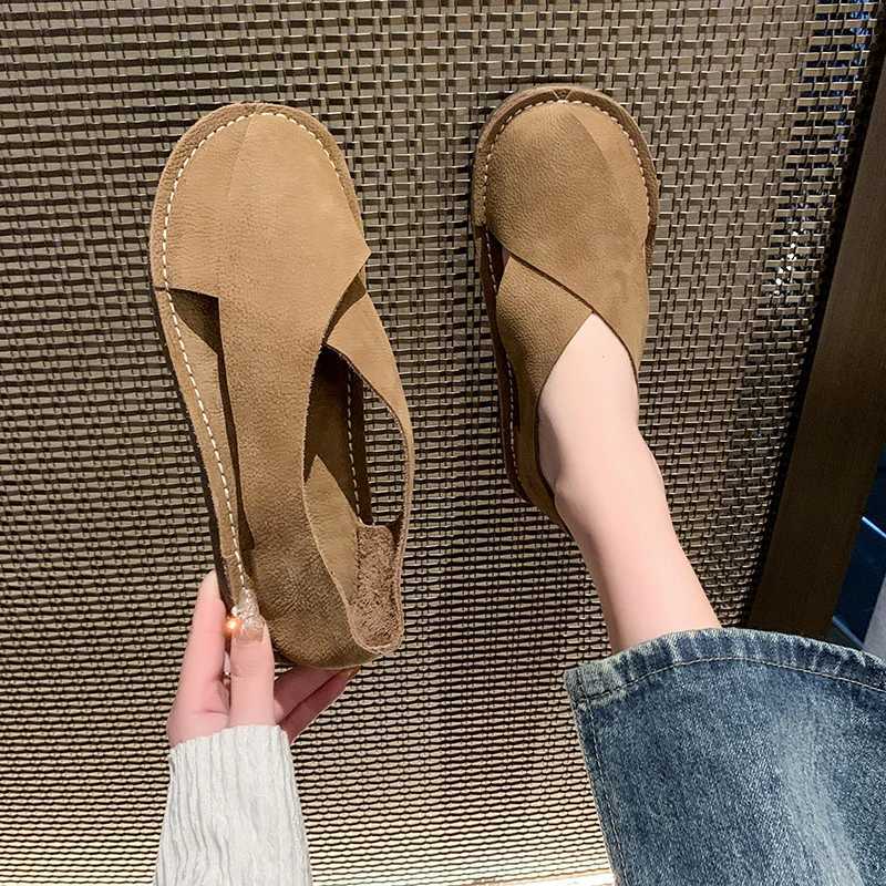 New Women Designer Sandals Flat Low Heel Sneakers Casual Gladiator Barefoot Loafers Slip-on Summer Spring Comfortable Loafers M250616