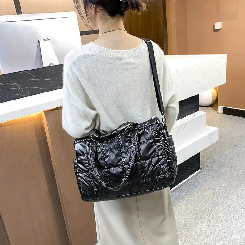 cotton warm space slanting crossbody shoulder bag fashion glossy waterproof large capacity leisure handbag female 241226Z