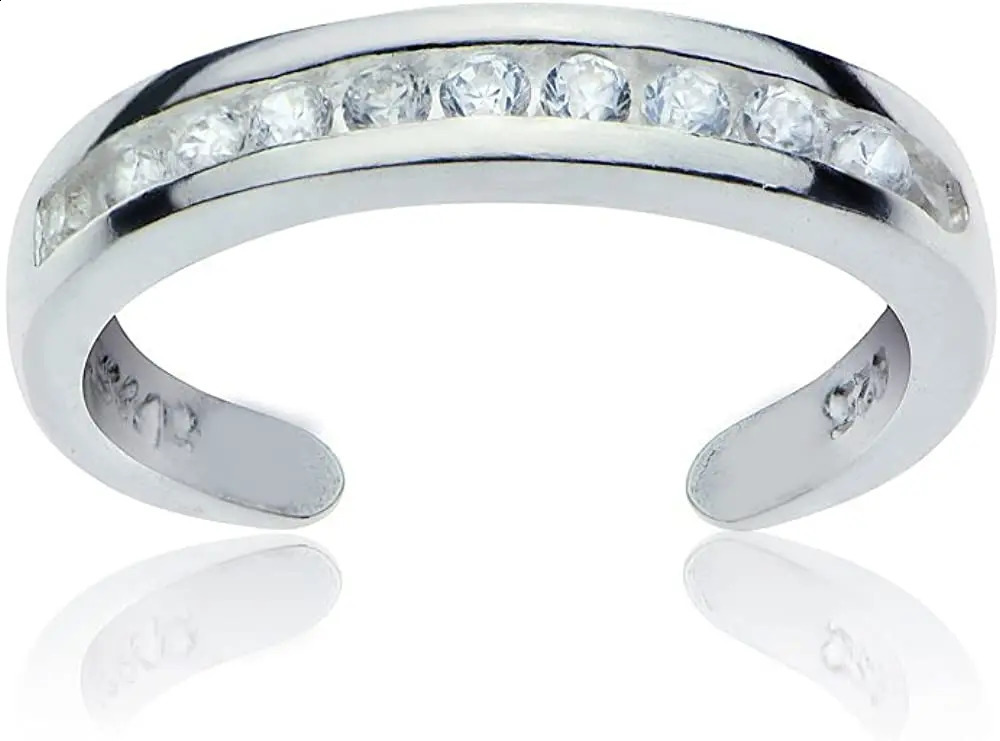Cubic Zirconia ChannelSet Polished Adjustable Toe Rings for Women Girl Summer Beach Sexy Jewelry Stainless Steel 241225