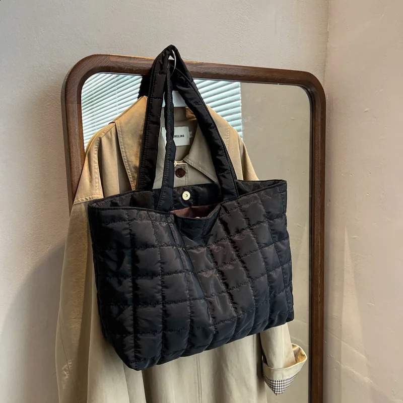 Winter Waterproof Space Cotton Shoulder Bag For Women Large Capacity Handbag Shopping Tote Lady Crossbody Bag Pack 241227