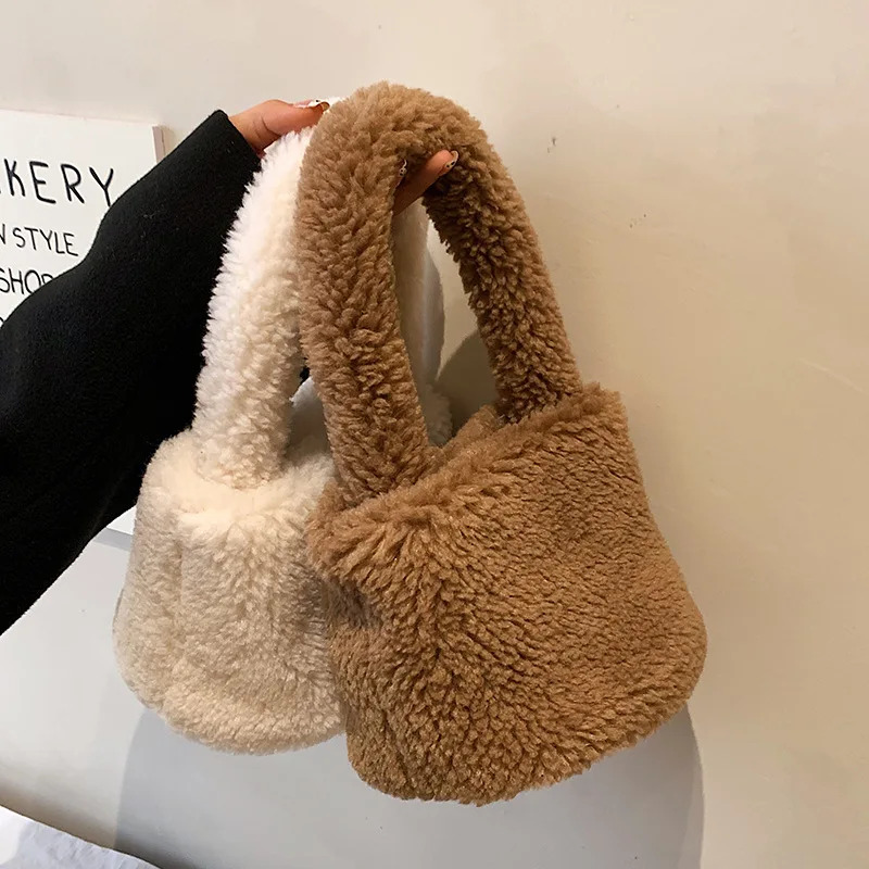 Faux Lamb Wool Women's Small Bucket Bags Winter Fashion Ladies Plush Shoulder Crossbody Bag Soft Furry Purse Female Handbags Convertible Bags