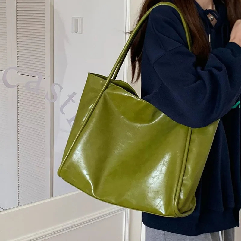 Portable Texture Tote Bag for Women Shoulder Underarm Bag Commuting Bag Large Capacity Niche n Autumn Winter Handbags 241227