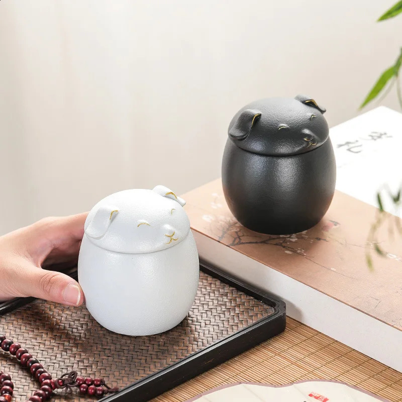 Urn for Pet Ashes Cat Shape Memorial Cremation Urns Handcrafted Black Decorative Urns for Funeral Dog Ceramic Sealed Jar 241225