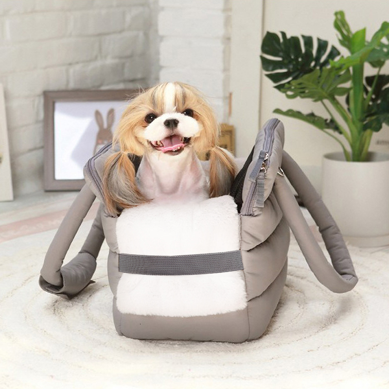 Original Handle For Puppy And Cat Winter Carrier Windproof Portable Pet Travel Bag With Warm Mat
