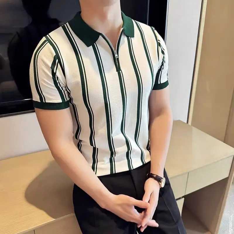 Korean fashion mens shirt shirt summer trend intelligent casual lapel striped contrasting color half zipper short sleeved ultra-thin knitted top X2412