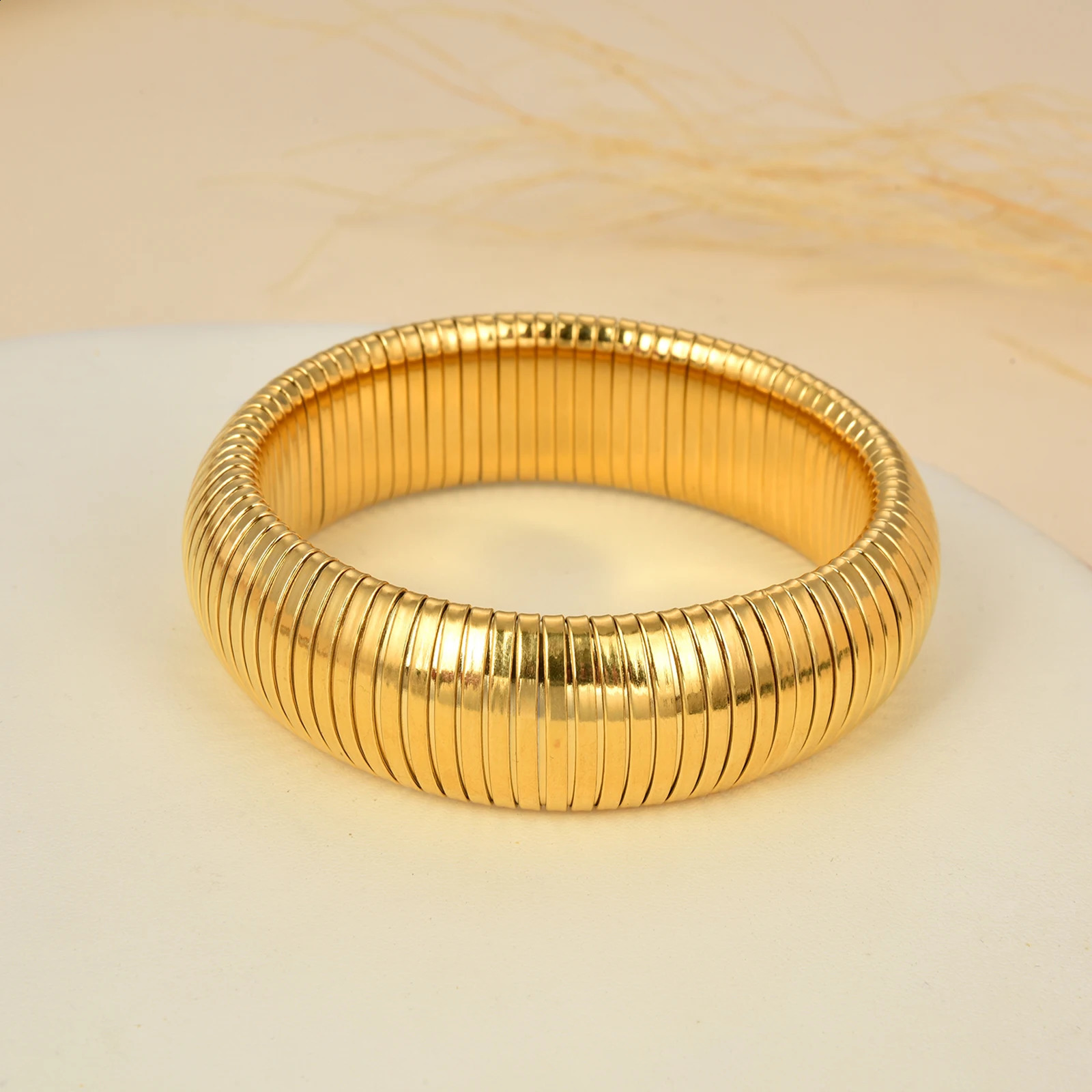 Gold Plated Stretch Snake Wide Bangle for WomenStainless Steel Tri-tone Interlocking Cobra stretchy Bracelet 20mm 241227