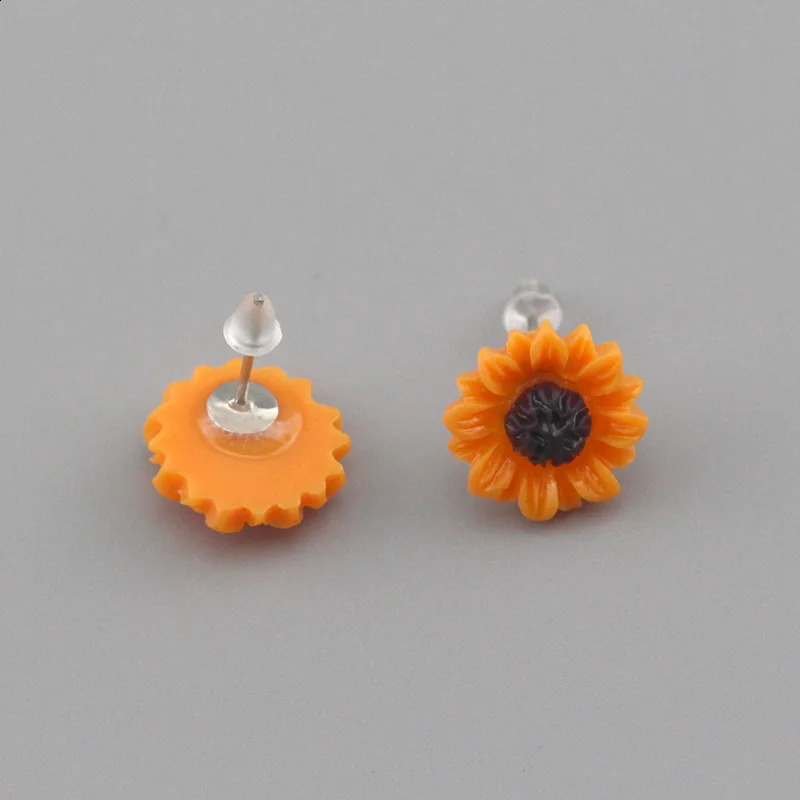 Cartoon Sunflower Earings For Women Fashion Big Sun Flower Statement Earring Korean Studs Jewelry Friend Gifts 241226