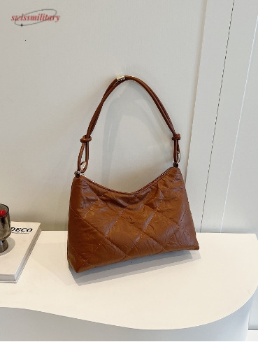 New Cross border Retro Single Shoulder Large Capacity Commuter Women's Bag with Diamond Grid Underarm Bag, High end, Fashionable and Versatile Cr