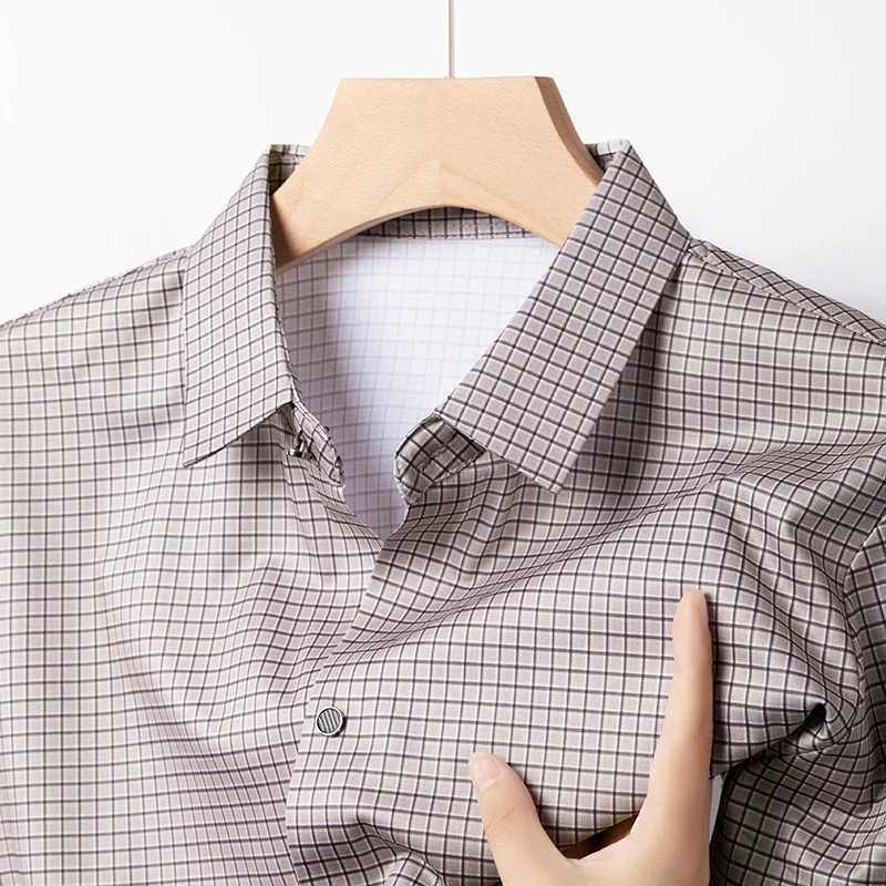 2024 Summer New Mens Business Casual Printed Short Sleeve Shirt Fashionable and Comfortable Anti Wrinkle Top X241228