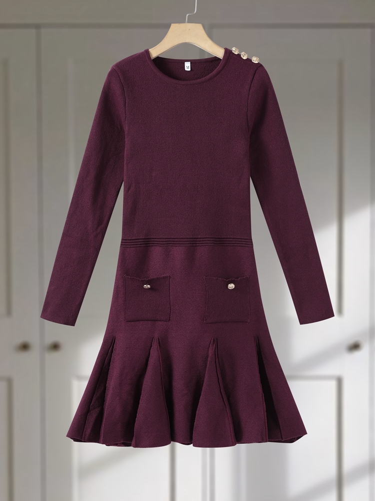 Casual Knitted Dress Women O-Neck Full Sleeves Buttons Pleated Mini Dresses Female 2025 Early Spring Fashion Knitting Lady Robes