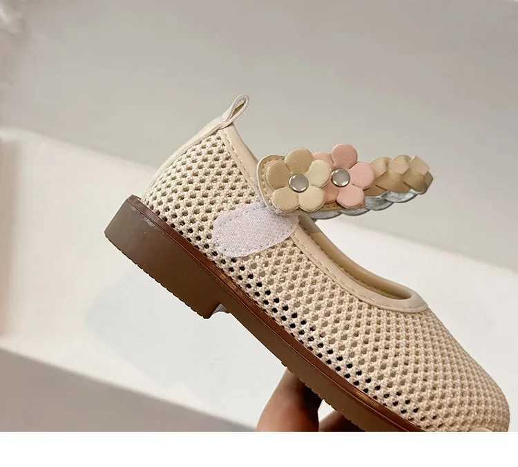 2024 Girls Summer New Small PU Leather Shoes Square Flat Shoes Baby Sizes 22-31 W241228