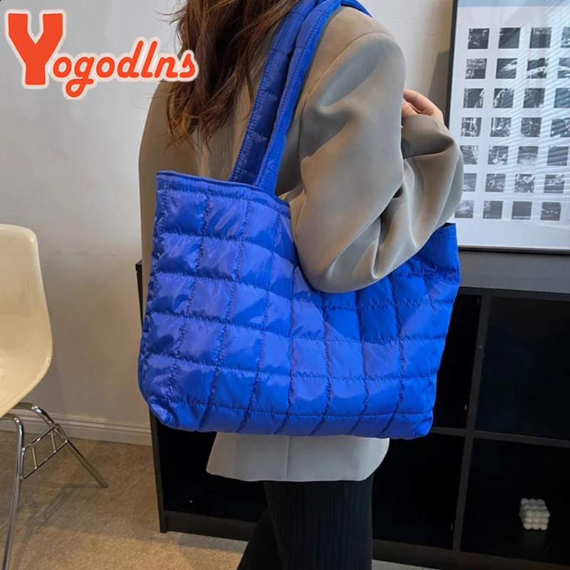 Winter Large Capacity Space Handbag Warm Padded Cotton Shoulder Bag Portable Bag Fashion Lady Top-handle Bags sac 241228