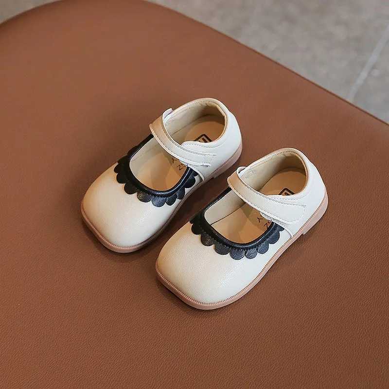 Girl princess shoes with pleated square edges cute childrens spring flat shoes solid color 21-30 fashionable childrens casual shoes for young children