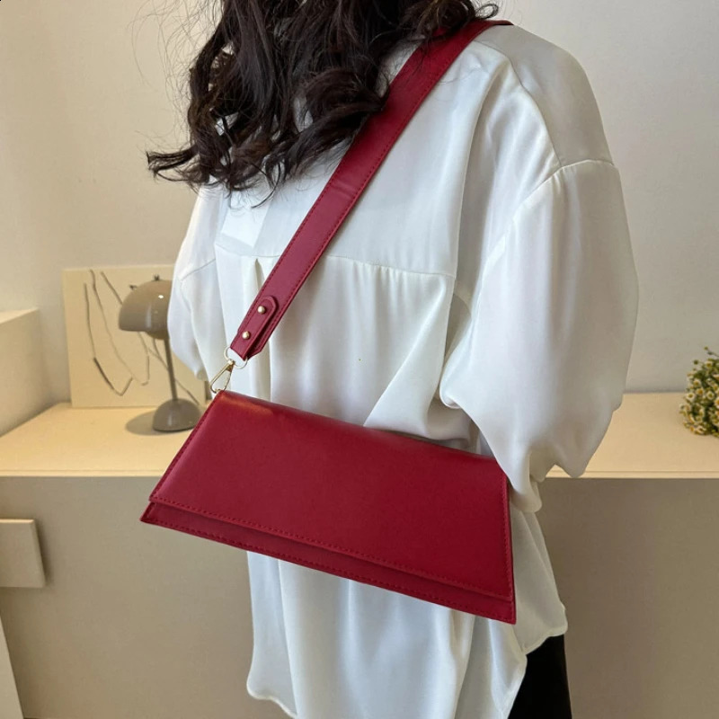 Arrival Fashion Womens Small Crossbody Bag PU Leather Messenger Summer Travel for Female Clutch Purses and Handbags 241227