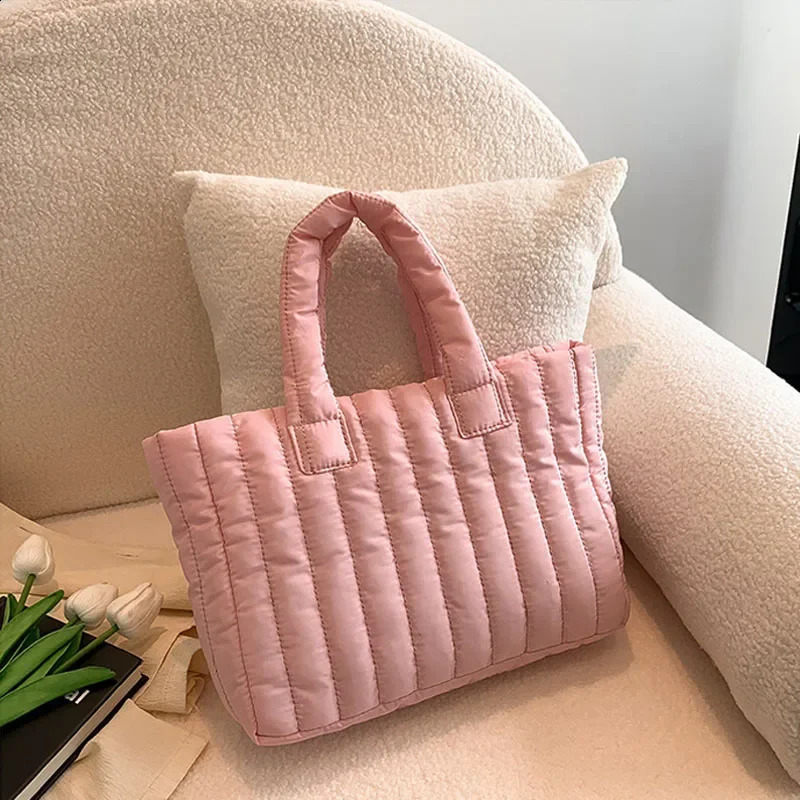 Ladies Solid Color Cotton Padded Bag Quilted Top-handle Bag Simple Messenger Bag Casual Large Capacity Female Handbag 241228