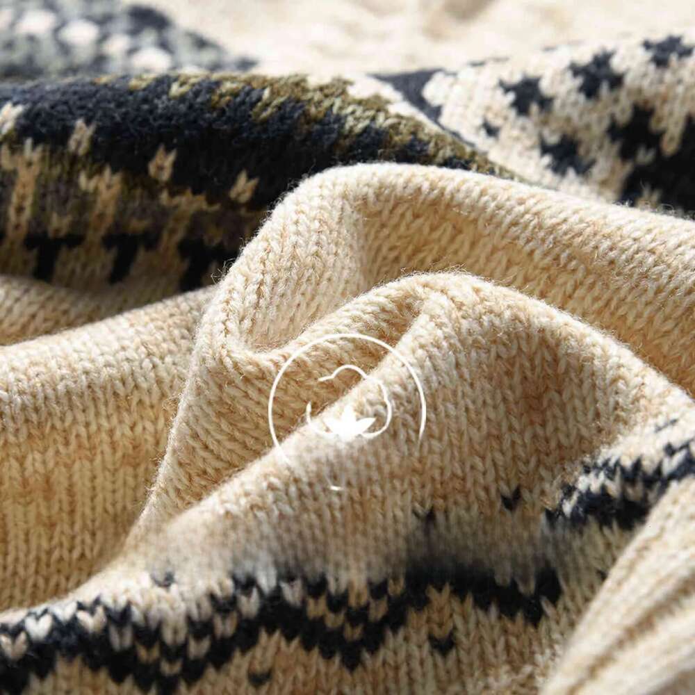 Jacquard Christmas Sweater For Men - Warm Half-Zip Cardigan Jacket, Vintage Style