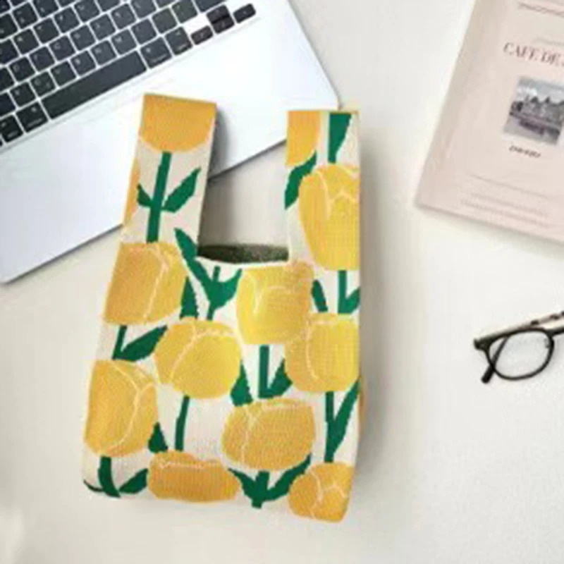 Women Mini Knot Wrist Bag Fashion Handmade Knitted Portable Bucket Phone Bags Large Capacity Autumn Winter Handbags 241227