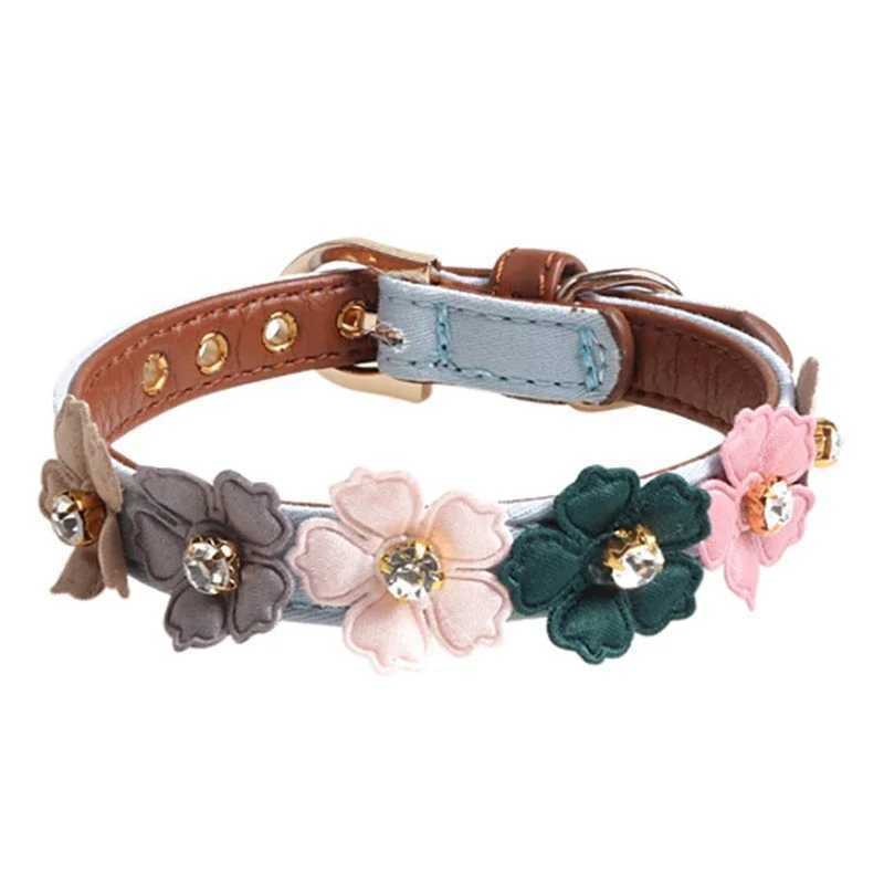 Dog Flower Collar Cute Shiny Diamonds Leather Dogs Necklaces Pet Adjustable Collars For Small Medium Dogs Chihuahua Yorkshire M241228