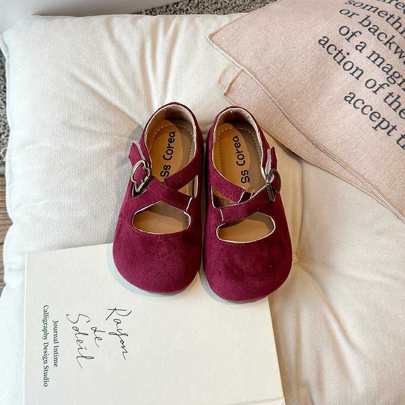 Autumn girls princess shoes suede cross straps foldable childrens flat shoes tricolor toddler covers fashionable childrens Smary Janes W241228