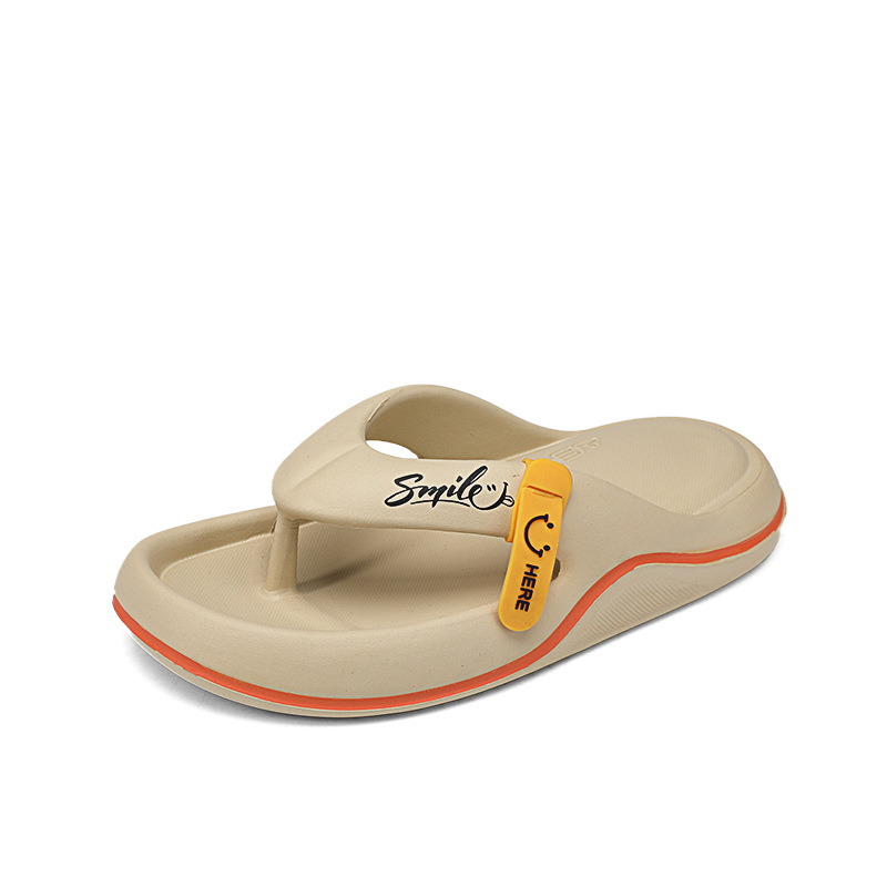 Men Slippers Flat Bottom Summer Outdoor Seaside Beach Wear Plus Size Flip-flops Versatile Triple Black White Khaki Free shipping