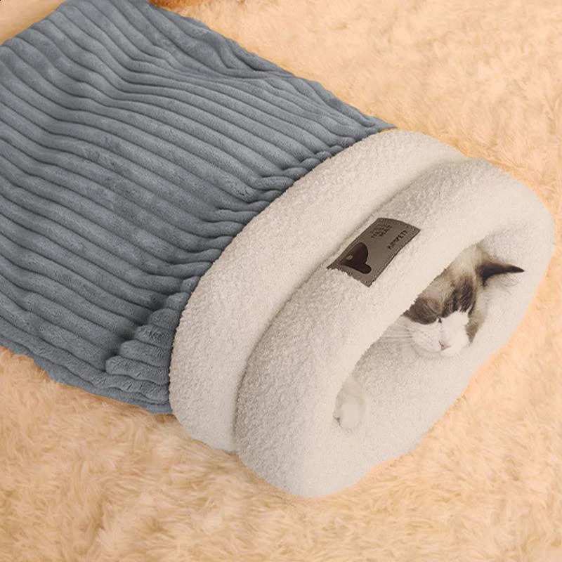 Pet Sleeping Bag Winter Warm Soft Plush Semi Enclosed Cat Nest Sleeping Bag Home Cat and Dog Comfortable Bed Accessories 241225