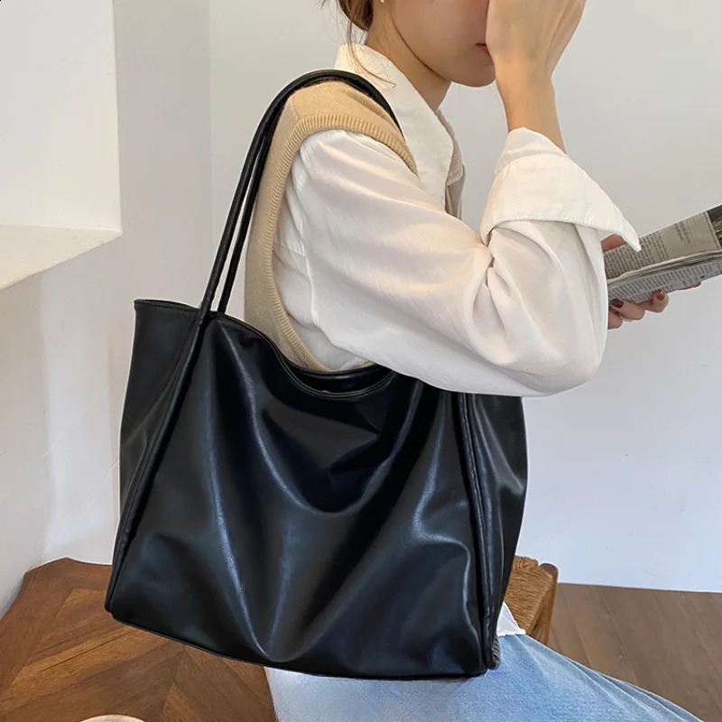 Portable Texture Tote Bag for Women Shoulder Underarm Bag Commuting Bag Large Capacity Niche n Autumn Winter Handbags 241227