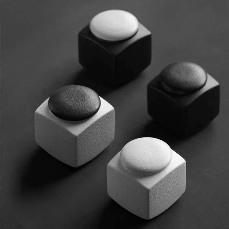 Black/White Funeral Ashes Jar Urn For Human Cremation Pet Ashes Holder Ceramic Keepsake Pal Ashes Urns Casket Seal Storage Jar 241225