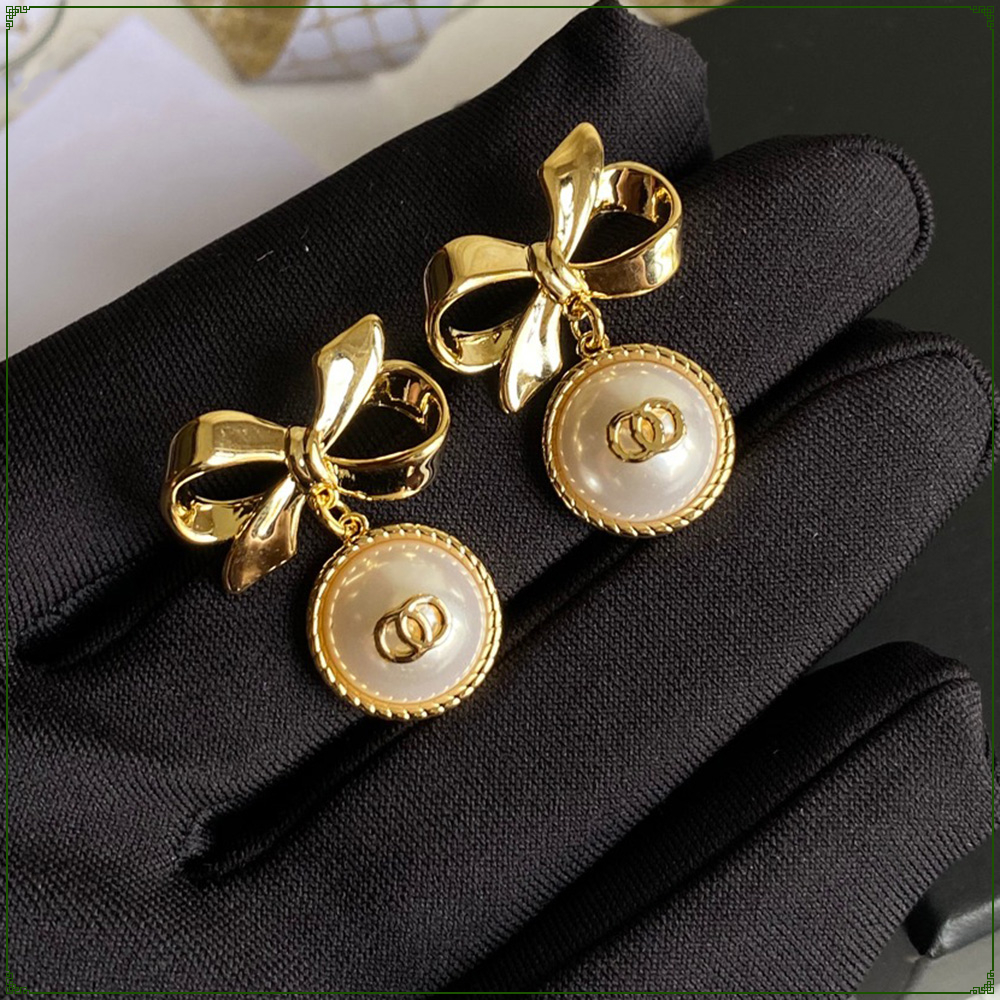 Claic Ear Stud Crytal Rhinetone Pearl Bowknot Real Gold Bra Copper Stamp Letter Earring Fahion Women' Elegance Wedding Party Jewelry