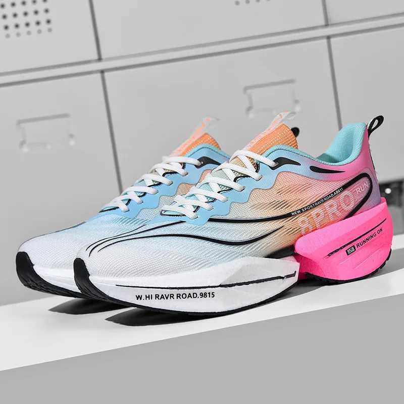 Running Shoes Speciality Carbon Plate Marathon Men Sports Breathable Lightweight Womens Comfortable Athletic Nonskid SneakersC250118
