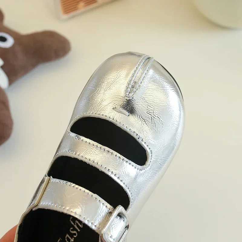 Girls Mary Jane Shoes Princess Soft Leather Ballet Flats Children Fashion Double Strap Round Toe Casual Toddler Designer Shoes W241228