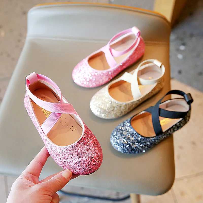 Princess Sparkling Leather Girls Shoes Soft and Comfortable Shining Glitter Childrens Shoes Sweet Wedding Dress Par Apartment Mary Jane Shoes W241228