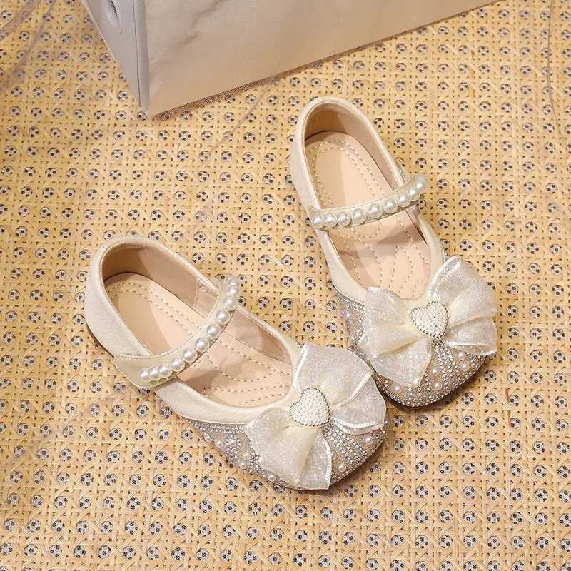 Preschool girls ballet flat shoes fashionable and elegant princess leather shoes with bow design soft soled childrens flat shoes W241228