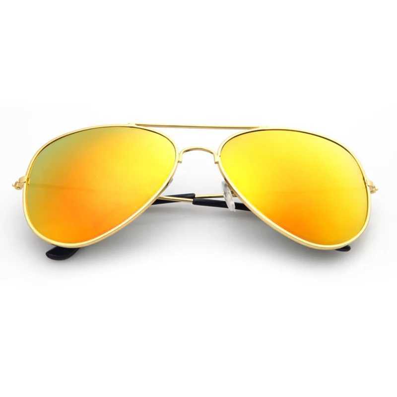 Unisex Classic Mens Sunglasses for Women Classic Pilot Style Gradient Mirror Lens Retro Driving Sun Glasses Reflective Lens W241228