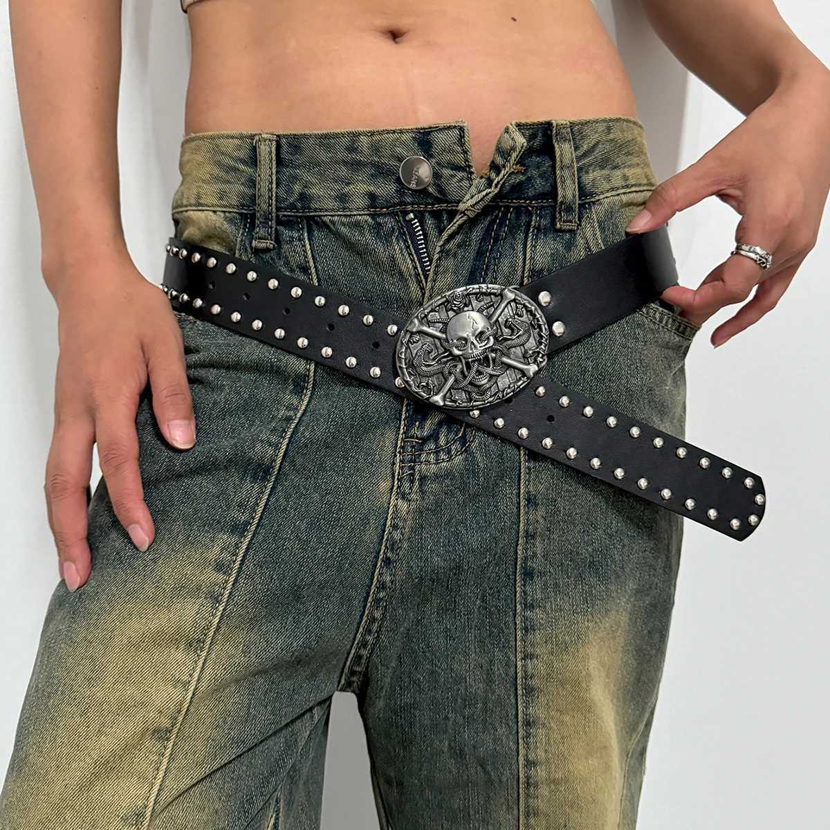 Designer Punk Womens High Quality Luxury Brand Skull Buckle Neutral Waist Black Street Mens Belt Jeans Y2K W241228