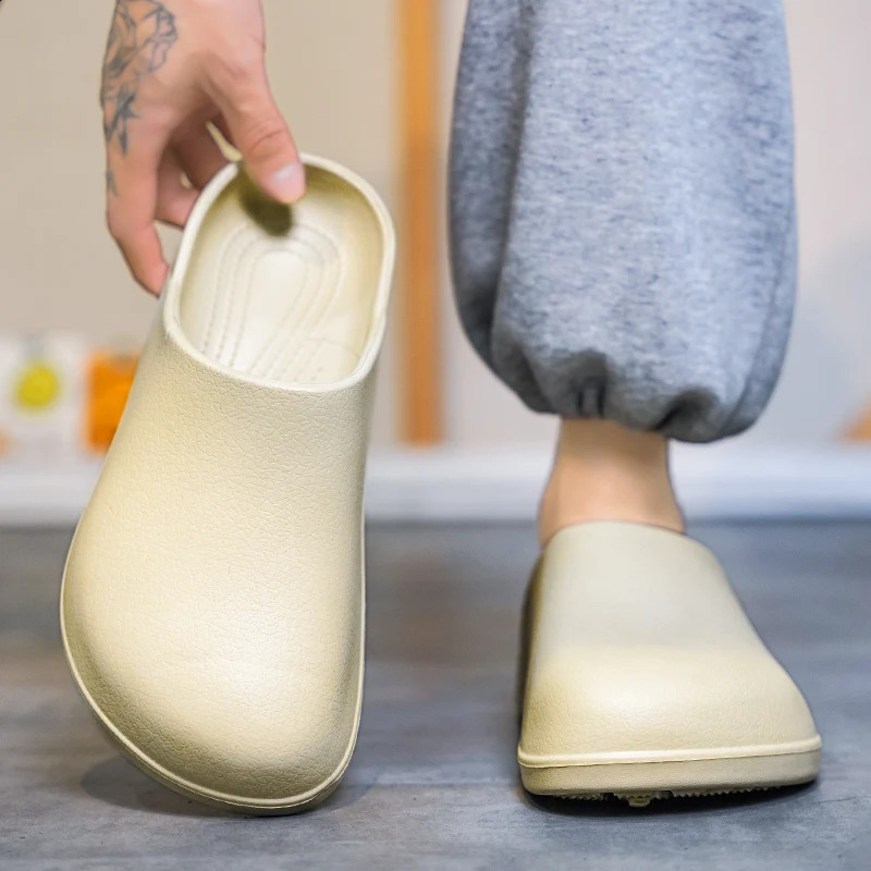 Original Men Clogs Slippers Comfort Mules Sandals Summer EVA Waterproof Non-slip Chef shoes Workers Outdoor Fishing Shoes 241227